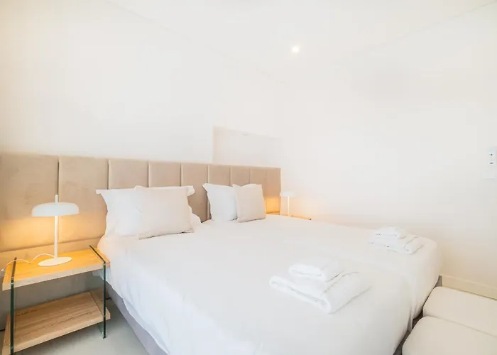 Veiga - Luxury Modern Design With Large Beautiful Garden Albufeira