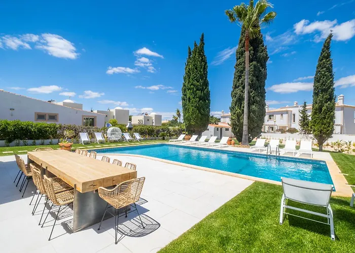 Veiga - Luxury Modern Design With Large Beautiful Garden Hébergement de vacances Albufeira