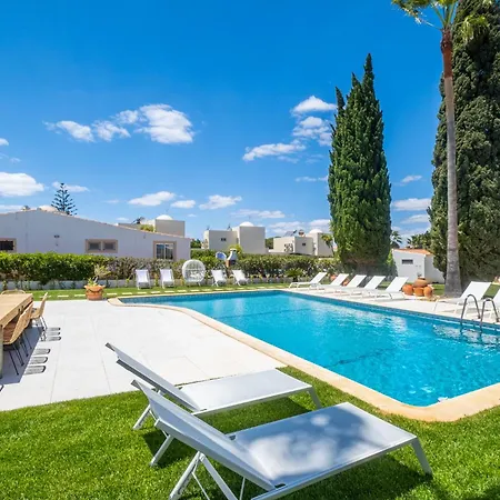 Veiga - Luxury Modern Design With Large Beautiful Garden