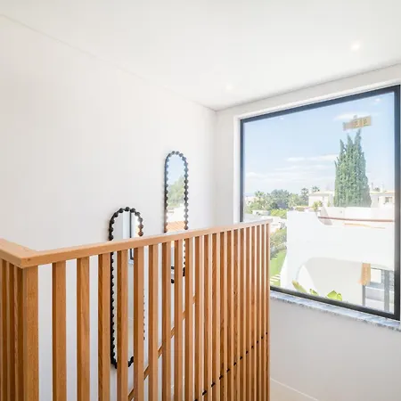 Ferienhaus Veiga - Luxury Modern Design With Large Beautiful Garden Albufeira