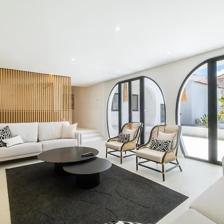 Ferienhaus Veiga - Luxury Modern Design With Large Beautiful Garden Albufeira