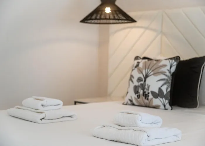 Veiga - Luxury Modern Design With Large Beautiful Garden Nyaraló Albufeira
