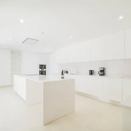 Veiga - Luxury Modern Design With Large Beautiful Garden Tatil Evi Albufeira